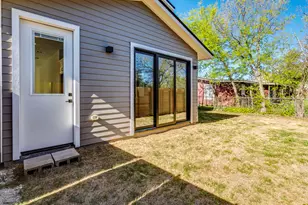 206 E Wonsley Dr, Austin, TX 78753 - Photo 33