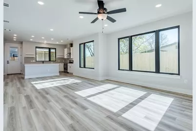 206 E Wonsley Drive #A, Austin, TX 78753 - Photo 3