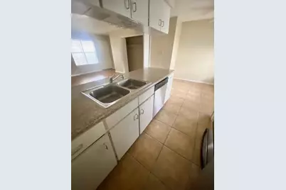 910 Duncan Lane #61, Austin, TX 78705 - Photo 11