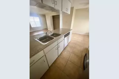 910 Duncan Lane #61, Austin, TX 78705 - Photo 11
