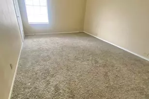 910 Duncan Ln, Austin, TX 78705 - Photo 19