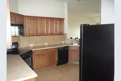 102 Aguilar Drive, Hutto, TX 78634 - Photo 5