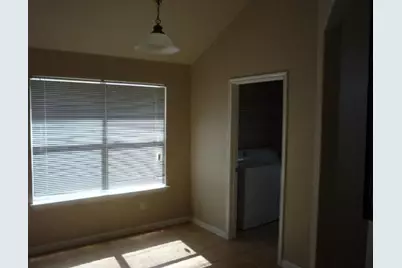 102 Aguilar Drive, Hutto, TX 78634 - Photo 9