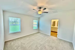 200 Coopers Hawk Crst, Cedar Creek, TX 78612 - Photo 3