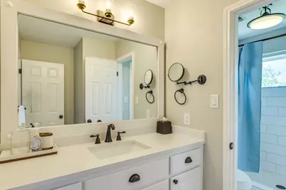 704 Deckhouse Drive, Lago Vista, TX 78645 - Photo 23