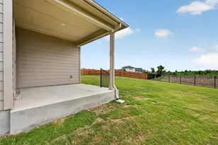90 Flowers Ave, Hutto, TX 78634 - Photo 17