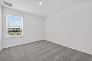 90 Flowers Ave, Hutto, TX 78634 - Photo 9