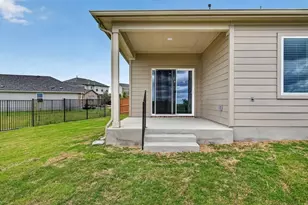 90 Flowers Ave, Hutto, TX 78634 - Photo 19