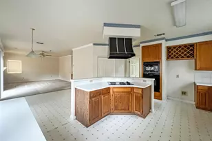 6204 Old Harbor Ln, Austin, TX 78739 - Photo 11