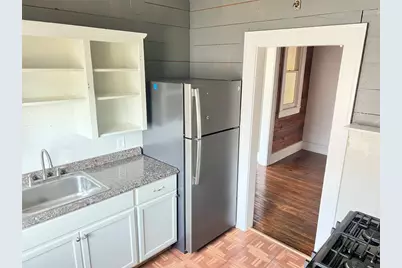 703 W 11th Street #5, Austin, TX 78701 - Photo 1