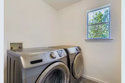 411 Meadow Park Drive, Georgetown, TX 78626 - Photo 17