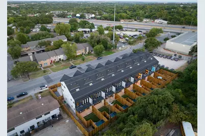 7104 Creekside Drive, Austin, TX 78752 - Photo 3