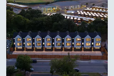 7104 Creekside Drive, Austin, TX 78752 - Photo 9