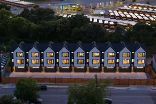 7104 Creekside Dr, Austin, TX 78752 - Photo 9