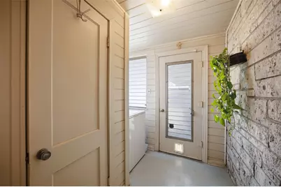 1030 E 44th Street, Austin, TX 78751 - Photo 17