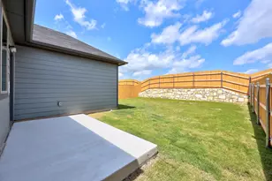 200 Hornet St, Elgin, TX 78621 - Photo 31