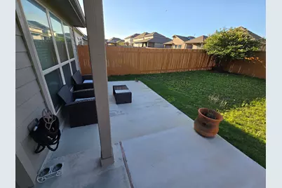 539 Tanda Lane, Hutto, TX 78634 - Photo 17