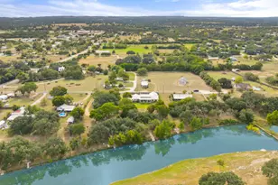 1313 Democrat St, Blanco, TX 78606 - Photo 5
