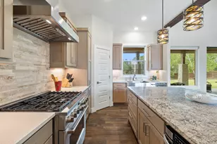 1313 Democrat St, Blanco, TX 78606 - Photo 11