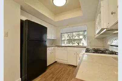9410 E Meadow Vale, Austin, TX 78758 - Photo 13
