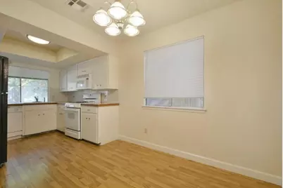 9410 E Meadow Vale, Austin, TX 78758 - Photo 11