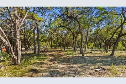 2 Martelli Lane, Austin, TX 78746 - Photo 9