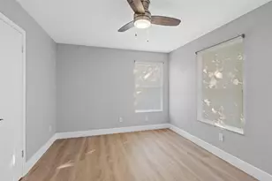 3107 E 13th St, Austin, TX 78702 - Photo 29