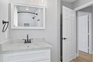 3107 E 13th St, Austin, TX 78702 - Photo 15