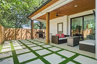 610 Clifford Dr, Austin, TX 78745 - Photo 15