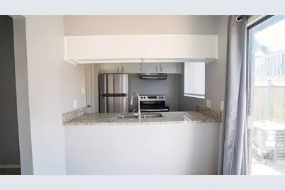 3003 Parker Lane #D, Austin, TX 78741 - Photo 5