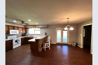 420 Jackson Street, La Grange, TX 78945 - Photo 3