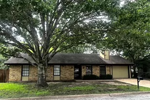 420 Jackson St, La Grange, TX 78945 - Photo 1