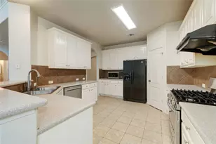 8227 Liberty Walk Dr, Round Rock, TX 78681 - Photo 9