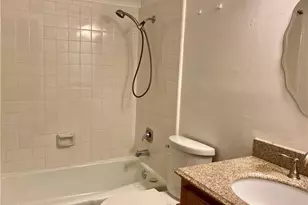 6902 Thorncliffe Dr, Austin, TX 78731 - Photo 11