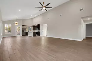 104 Kipapa Ct, Bastrop, TX 78602 - Photo 5
