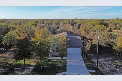 104 Kipapa Court, Bastrop, TX 78602 - Photo 33