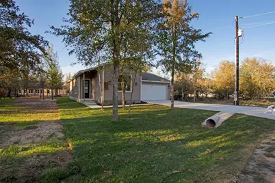 104 Kipapa Court, Bastrop, TX 78602 - Photo 3