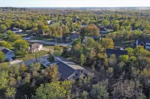 104 Kipapa Ct, Bastrop, TX 78602 - Photo 35