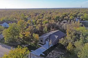 104 Kipapa Ct, Bastrop, TX 78602 - Photo 31