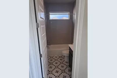 2005 Crimson Sunset Drive, Georgetown, TX 78628 - Photo 17