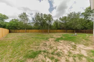 122 W Kikipua Ln, Bastrop, TX 78602 - Photo 29