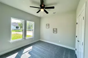 130 Waimanalo Ln, Bastrop, TX 78602 - Photo 17