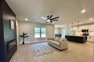 130 Waimanalo Ln, Bastrop, TX 78602 - Photo 9