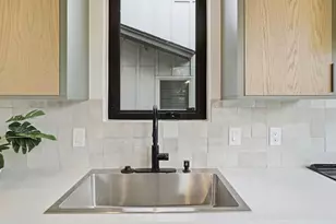 300 Lightsey Rd, Austin, TX 78704 - Photo 11