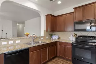 300 Nueces River Trail, Hutto, TX 78634 - Photo 11