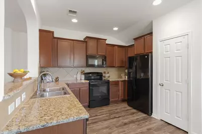 300 Nueces River Trail, Hutto, TX 78634 - Photo 13