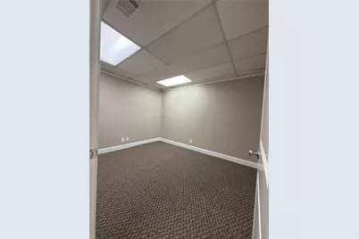 13740 N Research Boulevard #8, Austin, TX 78750 - Photo 3