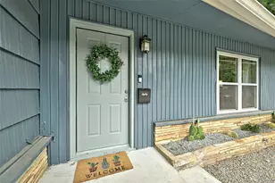 5700 Avenue G, Austin, TX 78752 - Photo 3