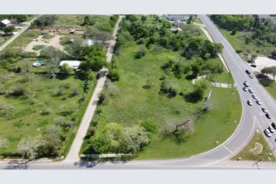 1804 Chestnut Street, Bastrop, TX 78602 - Photo 9