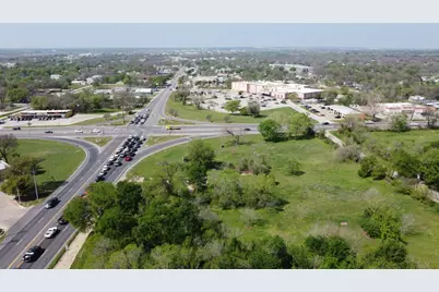 1804 Chestnut Street, Bastrop, TX 78602 - Photo 7